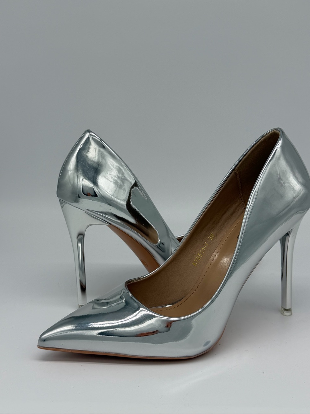 Brand new!! Women's Silver Pointed Toe Stiletto Pumps